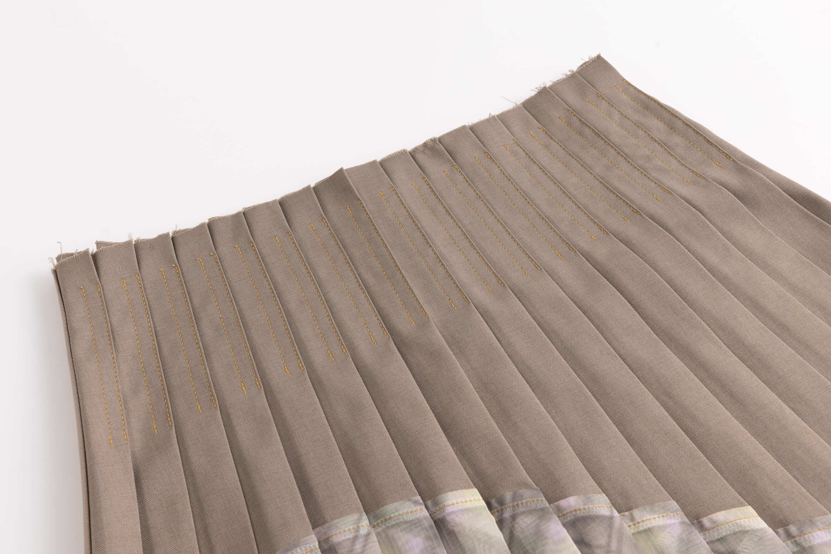Asymmetrical organza pleated skirt Porcelain