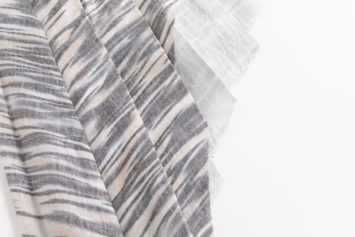 Lizard Zebra Satin Rib-Waistband Pleated Skirt