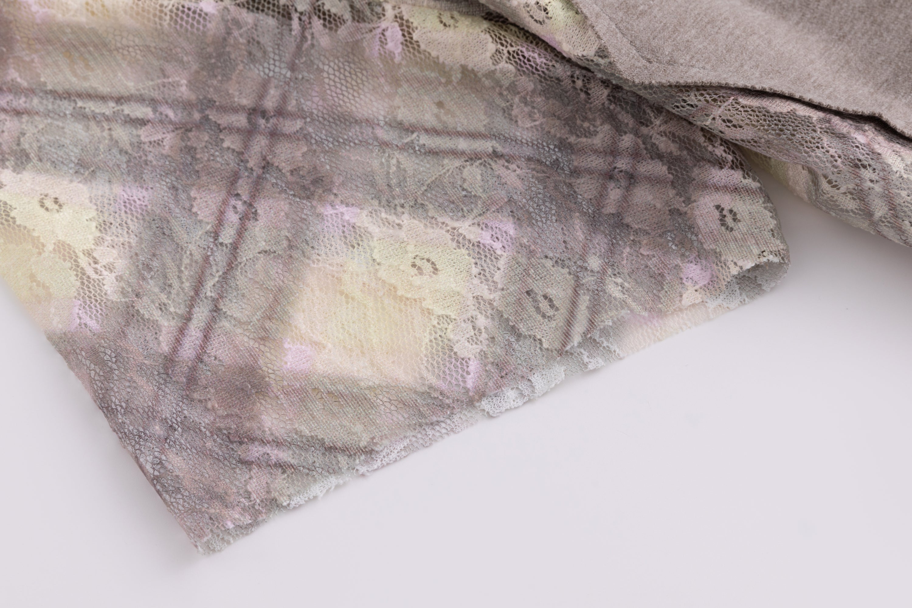 Lace Patch Tshirt Porcelain Plaid Gray