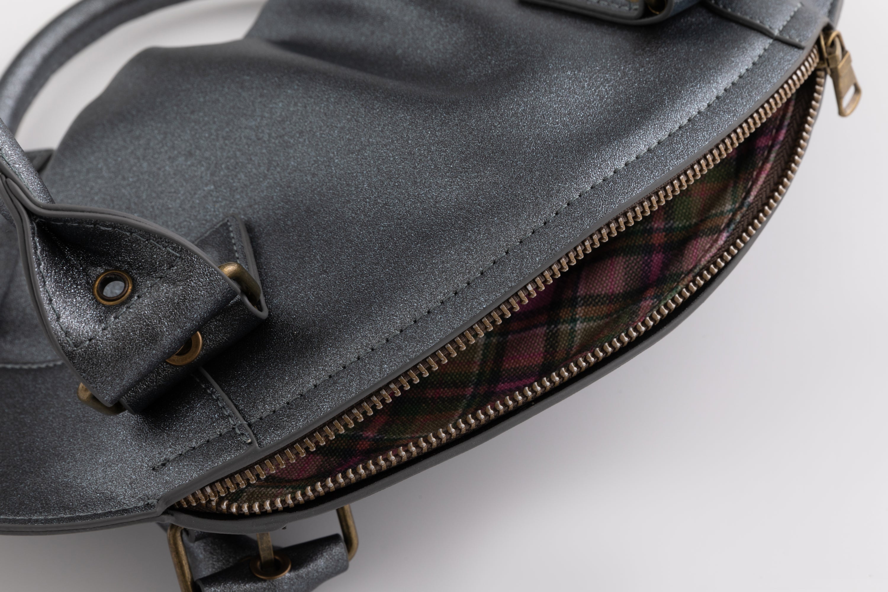 The Croissant Bag Dark Silver