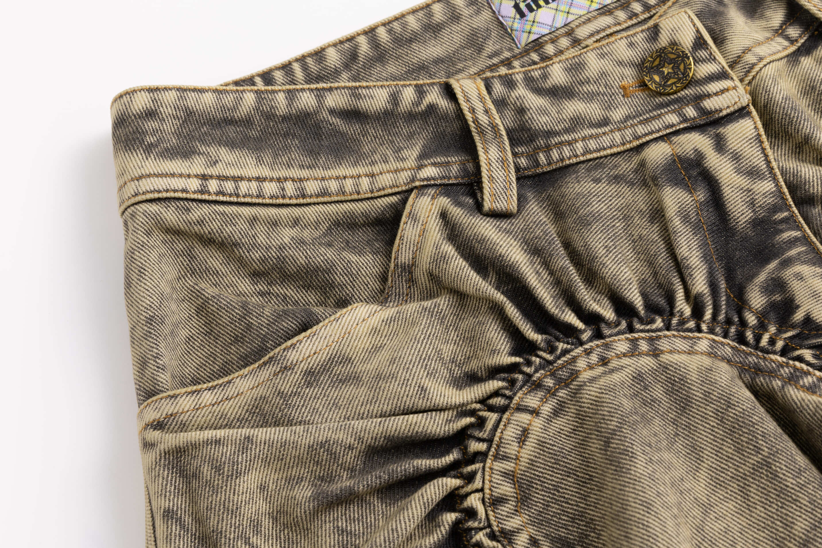 Unisex Ruched Heart Distressed Denim Shorts Black